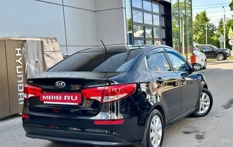 KIA Rio III рестайлинг, 2016 год, 999 000 рублей, 6 фотография