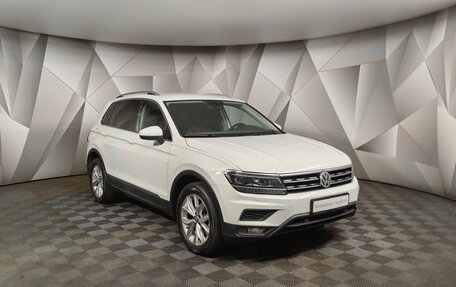 Volkswagen Tiguan II, 2018 год, 2 450 000 рублей, 3 фотография