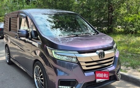 Honda Stepwgn IV, 2017 год, 2 650 000 рублей, 1 фотография