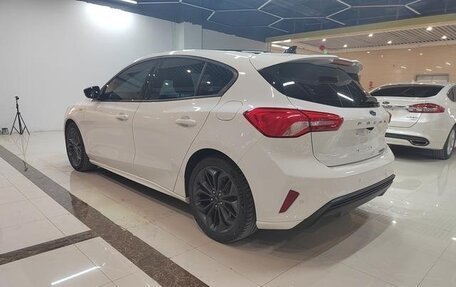 Ford Focus IV, 2022 год, 1 705 000 рублей, 5 фотография