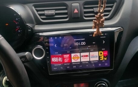 KIA Rio III рестайлинг, 2014 год, 850 000 рублей, 2 фотография