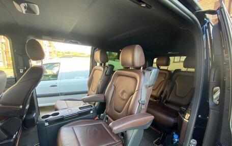 Mercedes-Benz V-Класс, 2014 год, 4 000 000 рублей, 6 фотография