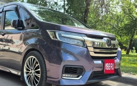 Honda Stepwgn IV, 2017 год, 2 650 000 рублей, 5 фотография