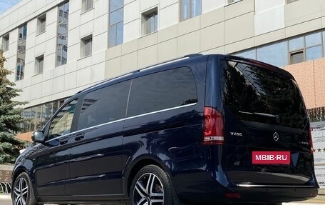 Mercedes-Benz V-Класс, 2014 год, 4 000 000 рублей, 20 фотография