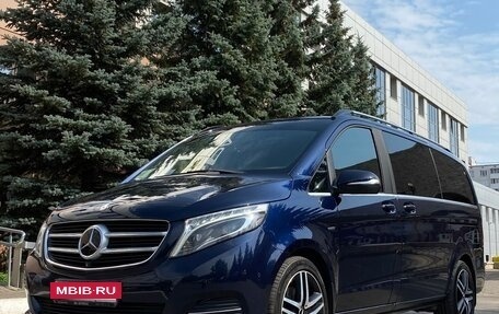 Mercedes-Benz V-Класс, 2014 год, 4 000 000 рублей, 19 фотография