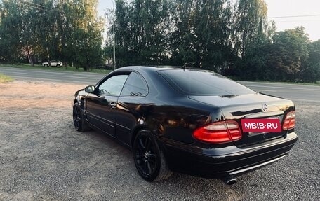 Mercedes-Benz CLK-Класс, 2001 год, 500 000 рублей, 4 фотография