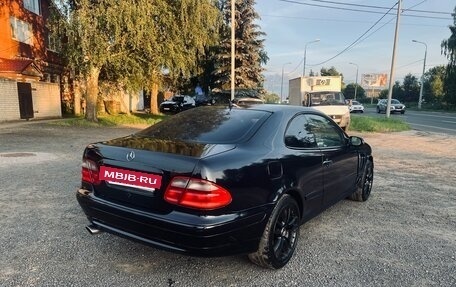 Mercedes-Benz CLK-Класс, 2001 год, 500 000 рублей, 5 фотография
