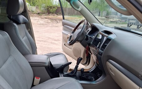 Toyota Land Cruiser Prado 120 рестайлинг, 2008 год, 2 100 000 рублей, 10 фотография