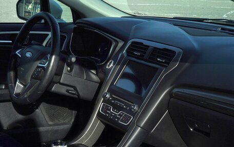 Ford Fusion (North America) II, 2017 год, 1 680 000 рублей, 11 фотография