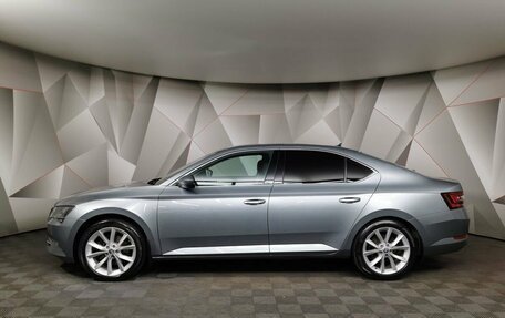 Skoda Superb III рестайлинг, 2018 год, 1 693 000 рублей, 5 фотография