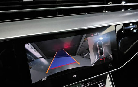 Audi A8, 2021 год, 6 165 000 рублей, 12 фотография