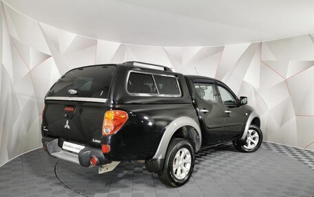 Mitsubishi L200 IV рестайлинг, 2014 год, 1 975 000 рублей, 2 фотография