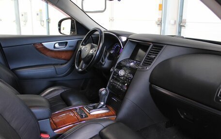 Infiniti FX II, 2012 год, 2 530 000 рублей, 21 фотография
