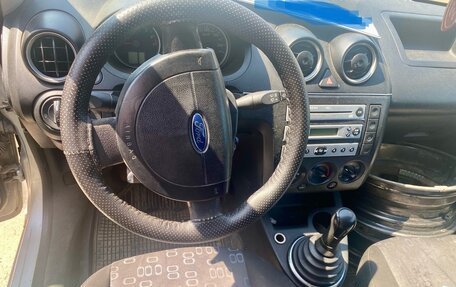 Ford Fiesta, 2005 год, 160 000 рублей, 5 фотография