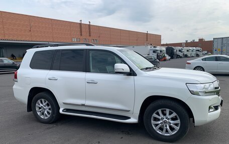 Toyota Land Cruiser 200, 2016 год, 7 200 000 рублей, 6 фотография