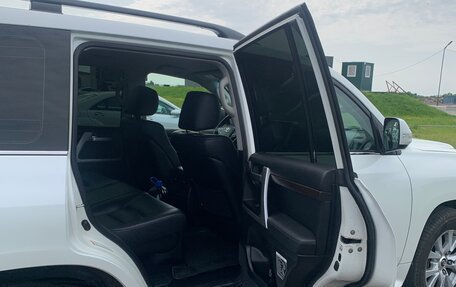Toyota Land Cruiser 200, 2016 год, 7 200 000 рублей, 13 фотография