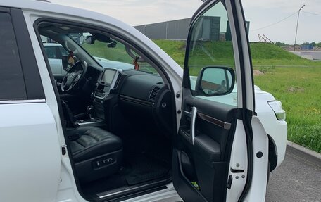 Toyota Land Cruiser 200, 2016 год, 7 200 000 рублей, 25 фотография