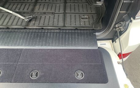 Toyota Land Cruiser 200, 2016 год, 7 200 000 рублей, 38 фотография