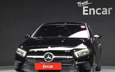 Mercedes-Benz A-Класс, 2021 год, 2 165 000 рублей, 3 фотография