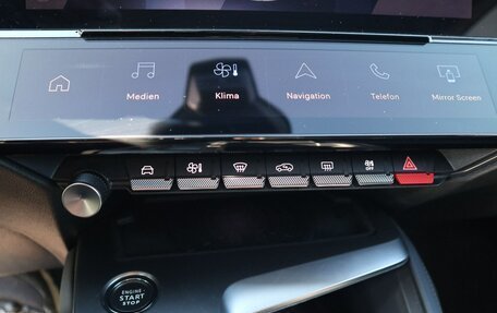Peugeot 308, 2022 год, 2 260 000 рублей, 8 фотография