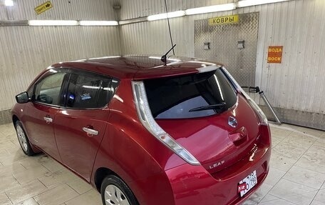 Nissan Leaf I, 2016 год, 670 000 рублей, 2 фотография