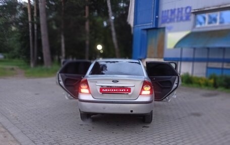 Ford Focus II рестайлинг, 2005 год, 335 000 рублей, 5 фотография