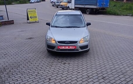 Ford Focus II рестайлинг, 2005 год, 335 000 рублей, 2 фотография