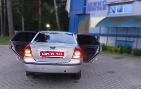 Ford Focus II рестайлинг, 2005 год, 335 000 рублей, 10 фотография
