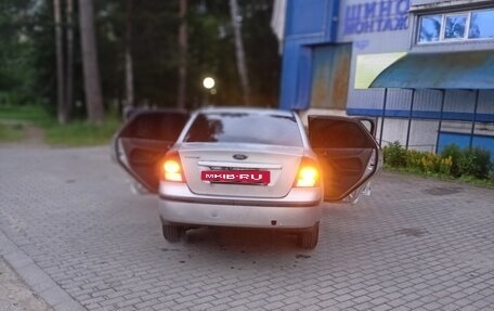 Ford Focus II рестайлинг, 2005 год, 335 000 рублей, 8 фотография
