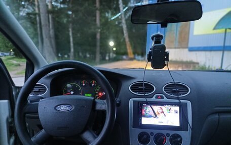 Ford Focus II рестайлинг, 2005 год, 335 000 рублей, 15 фотография