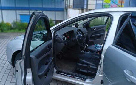 Ford Focus II рестайлинг, 2005 год, 335 000 рублей, 20 фотография