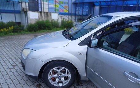Ford Focus II рестайлинг, 2005 год, 335 000 рублей, 24 фотография