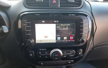 KIA Soul II рестайлинг, 2015 год, 1 630 000 рублей, 9 фотография