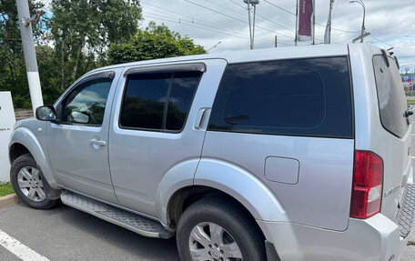Nissan Pathfinder, 2007 год, 900 000 рублей, 2 фотография