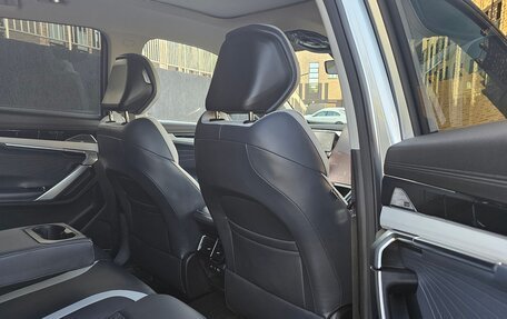 Geely Atlas, 2024 год, 3 500 000 рублей, 8 фотография