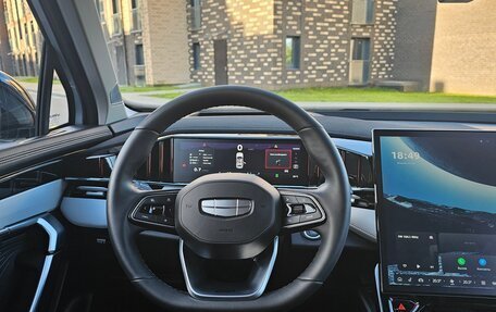 Geely Atlas, 2024 год, 3 500 000 рублей, 12 фотография