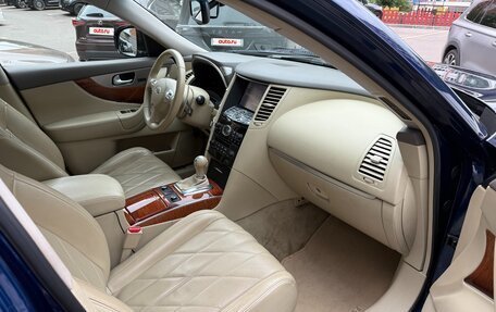 Infiniti QX70, 2016 год, 2 300 000 рублей, 6 фотография