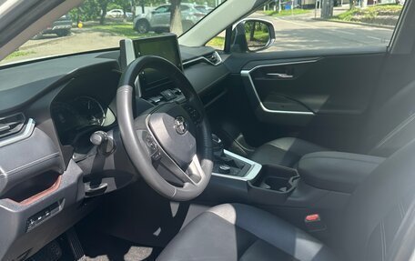 Toyota RAV4, 2019 год, 3 490 000 рублей, 17 фотография