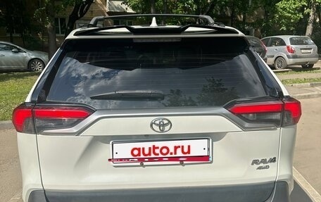 Toyota RAV4, 2019 год, 3 490 000 рублей, 7 фотография