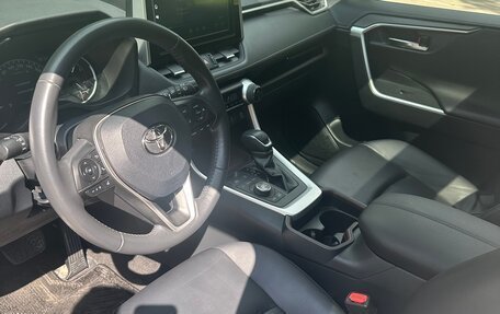 Toyota RAV4, 2019 год, 3 490 000 рублей, 18 фотография