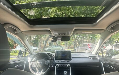 Toyota RAV4, 2019 год, 3 490 000 рублей, 20 фотография