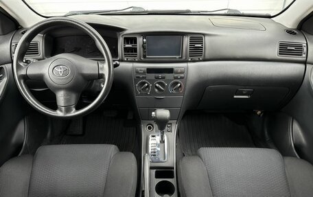 Toyota Corolla, 2005 год, 730 000 рублей, 10 фотография