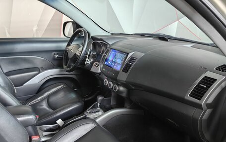 Mitsubishi Outlander III рестайлинг 3, 2008 год, 775 150 рублей, 9 фотография