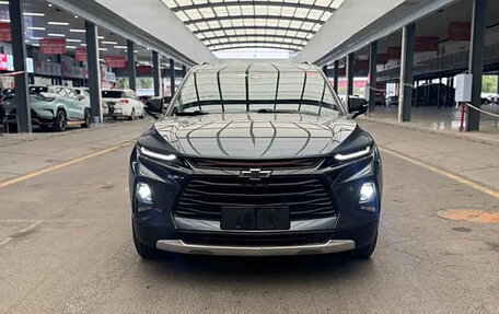 Chevrolet Blazer III, 2022 год, 2 044 810 рублей, 2 фотография