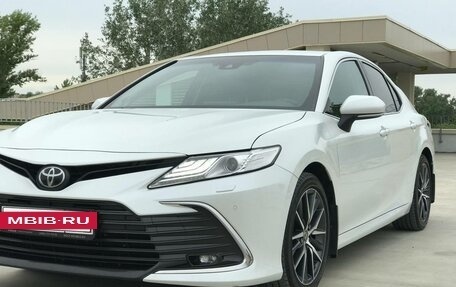 Toyota Camry, 2021 год, 3 290 000 рублей, 13 фотография