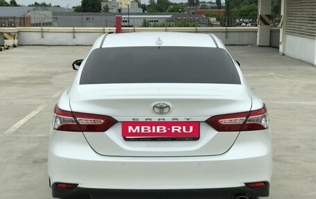 Toyota Camry, 2021 год, 3 290 000 рублей, 20 фотография