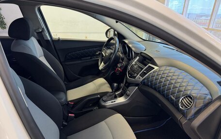 Chevrolet Cruze II, 2011 год, 780 000 рублей, 9 фотография