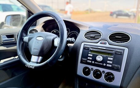 Ford Focus II рестайлинг, 2005 год, 449 990 рублей, 13 фотография