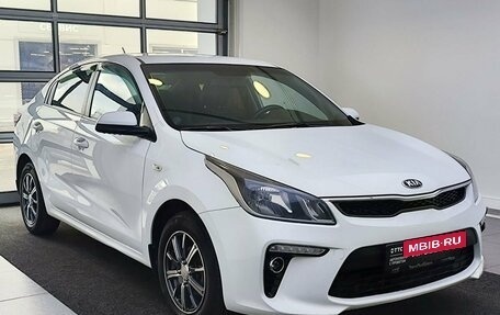 KIA Rio IV, 2018 год, 1 099 000 рублей, 3 фотография