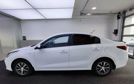 KIA Rio IV, 2018 год, 1 099 000 рублей, 10 фотография